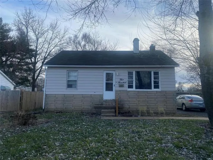500 RANGE LN, Cahokia, IL 62206 Single Family Residence For Sale  MLS# 24001666 for Rent