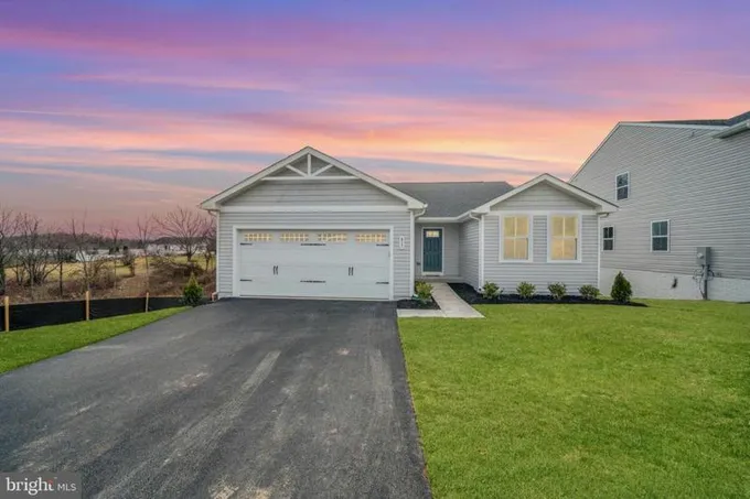417 CIRCLE DR, WINCHESTER, VA 22601 Single Family Residence For Sale  MLS# VAFV2016782
