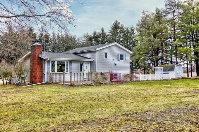 6237 READING RD, Rock Stream, NY 14878 Single Family Residence For Sale  MLS# R1517561