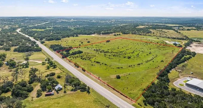 7071 US Hwy 290 Hwy, Dripping Springs, TX 78620 - MLS 1813394 for Sale