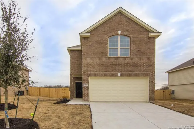 5118 War Horse Dr, San Antonio, TX 78242 for Rent