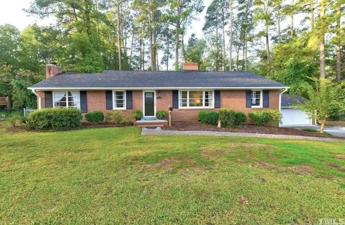 715 Spring Ln, Sanford, NC 27330 - MLS LP715082 for Sale