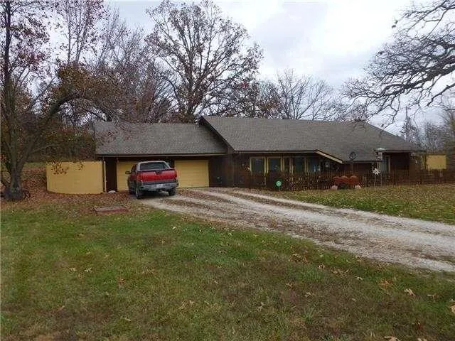 36604 E State Rt B Rural Route, Garden City, MO 64747  609948482 for Sale