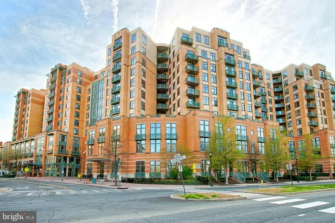 2720 South Arlington Mill Drive, Unit 1008, Arlington, VA 22206 for Sale
