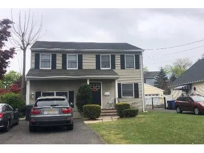 Fisk St for Sale