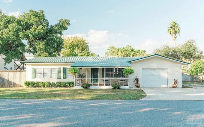 5483 Wolfhead Ave, Orange Beach, AL 36561 - MLS 636116 for Sale