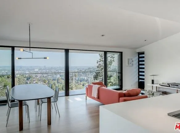 6312 Quebec Dr - Los Angeles, CA 90068 - Home For Rent
