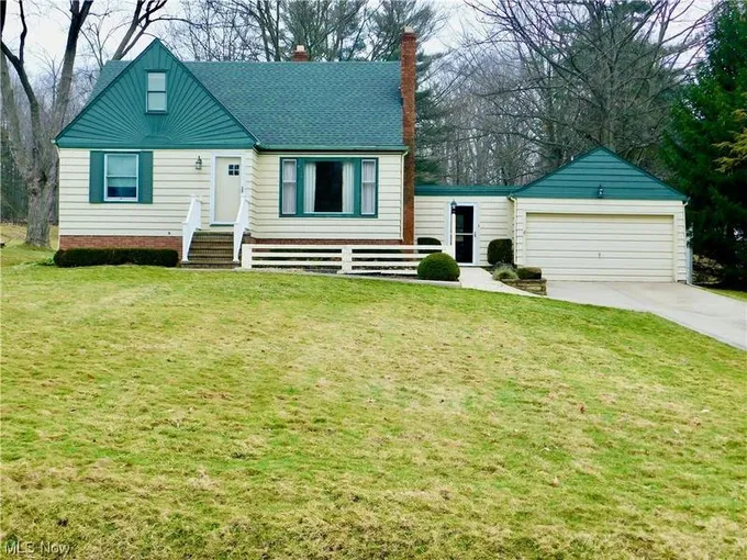8101 RICHARD RD, Broadview Heights, OH 44147 Single Family Residence For Sale  MLS# 5014663