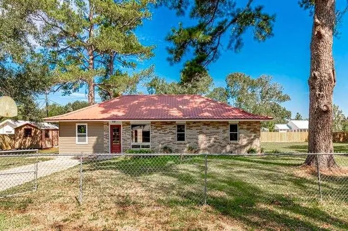 41140 FIFTH COLONIAL, PRAIRIEVILLE, LA 70769  604536715 for Sale