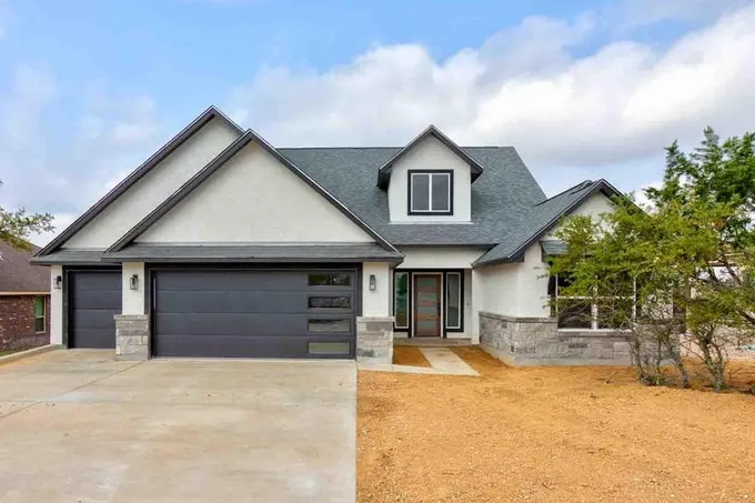 106 Jeff Vaughn, Blanco, TX 78606 - MLS 164286 for Sale