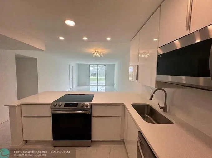 5500 NW 2nd Ave #125, Boca Raton, FL 33487 - MLS F10413275 for Sale