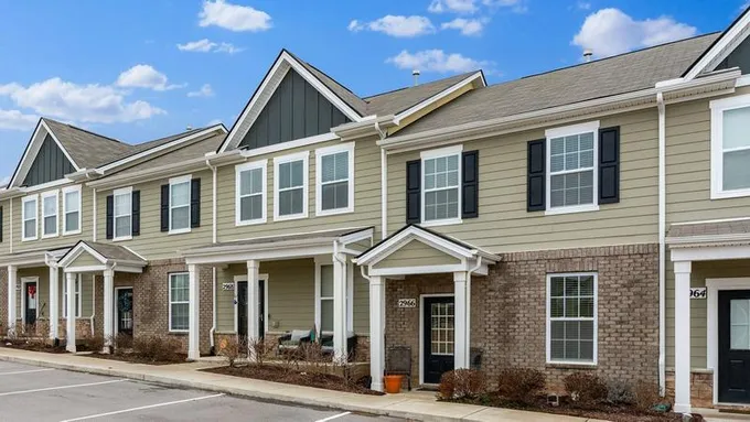 2966 Mallard Drive, Lebanon, TN 37090 for Sale