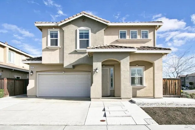 267 Aster St, Vacaville, CA 95688 - MLS 324002569 for Sale