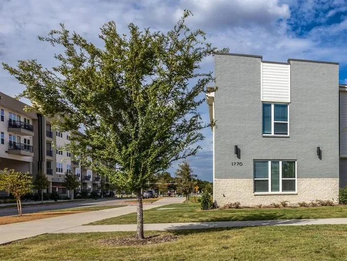 1770 Thornton Dr, Plano, TX 75075 for Rent