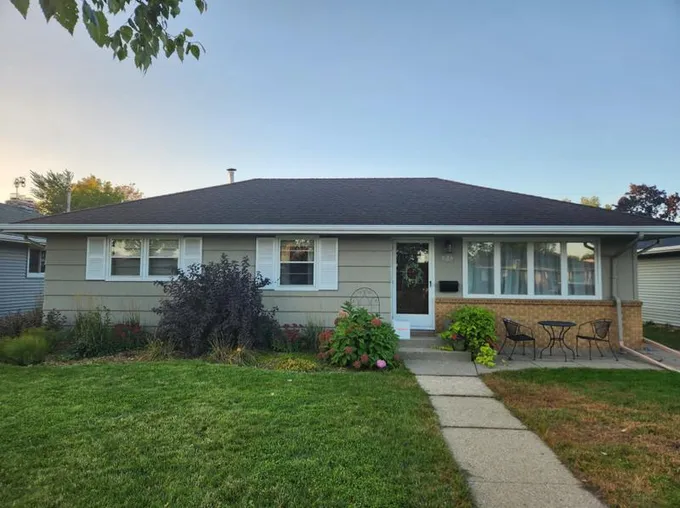 823 W 61st St, Minneapolis, MN 55419 - MLS 6466809 for Sale