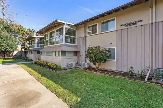 1881 St John Rd #M-15-37N, Seal Beach, CA 90740 - MLS PW24003479 for Sale