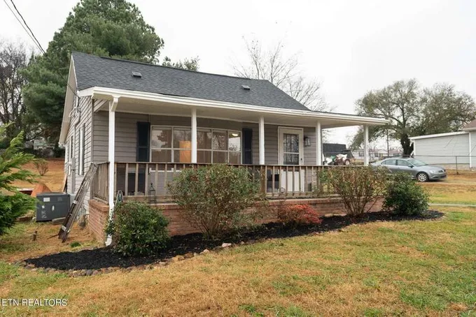234 Rockford Walker Court, Rockford, TN 37853  612125130 for Sale