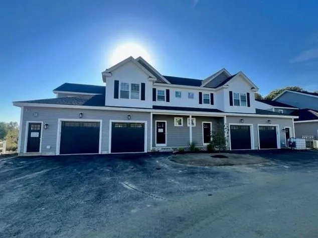 34 Regency Cir #4, Kittery, ME 03904 - MLS 1571977 for Sale