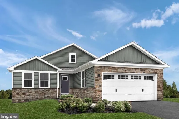 122 Wyoming Way, Hedgesville, WV 25427 - MLS WVBE2025916 for Sale