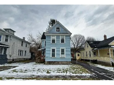 Rowland St for Sale