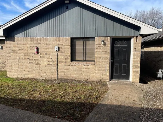 8814 Manus St #7, Houston, TX 77093 for Rent