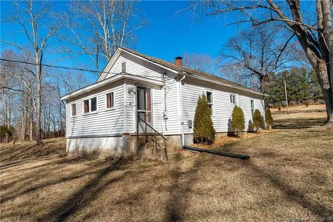 Salem, Washington County, IN House for sale Property ID: 418859595