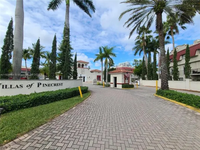 6707 North Kendall Drive, Unit 102, Pinecrest, FL 33156 for Sale