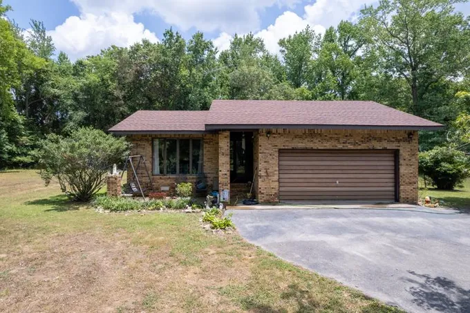 4970 Greenhaw Road, Decherd, TN 37324 for Sale