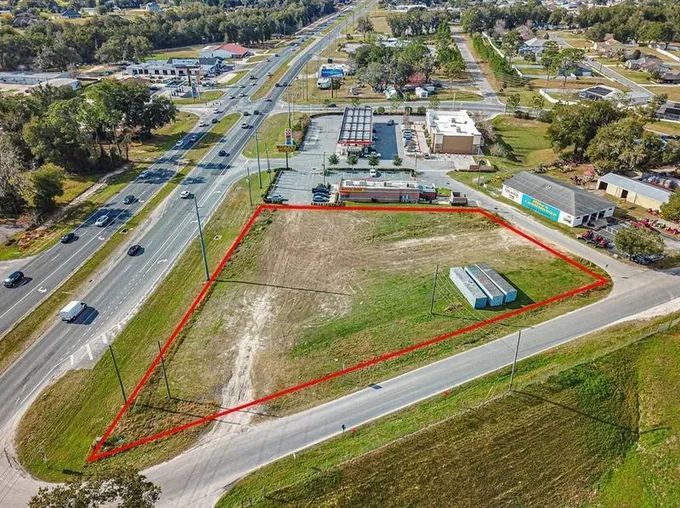 4611 SE Maricamp Rd, Ocala, FL 34480 - MLS OM671271 for Sale