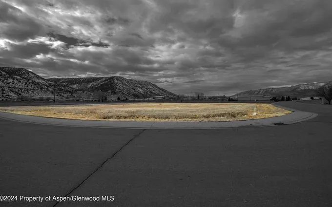 1859 Enterprise Ct, Rifle, CO 81650 - MLS 182440 for Sale