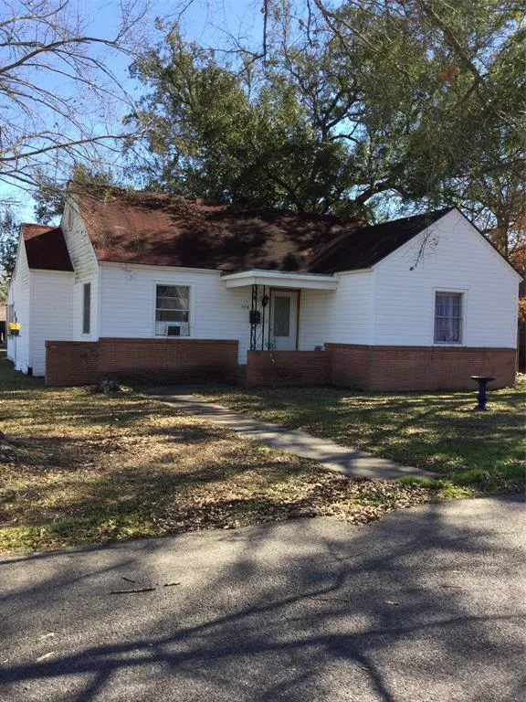 770 North 8th Street, Silsbee, TX 77656 for Sale