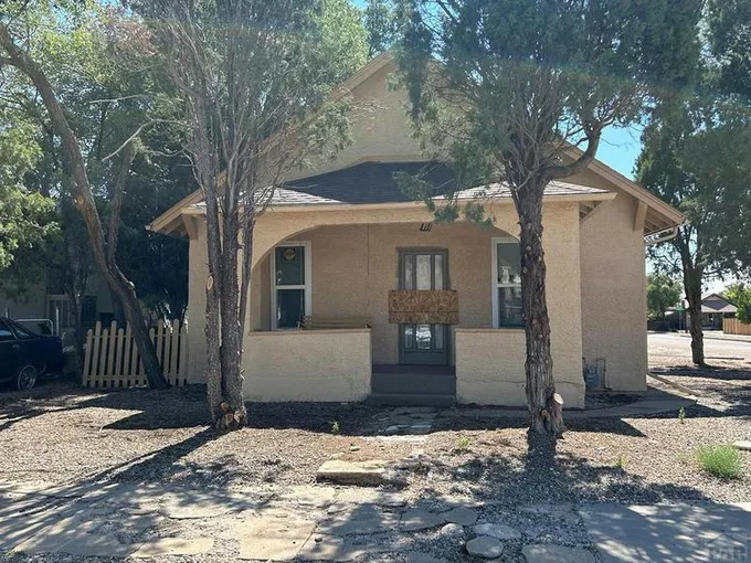 826 W 17TH ST, Pueblo, CO 81003 Single Family Residence For Sale  MLS# 216902