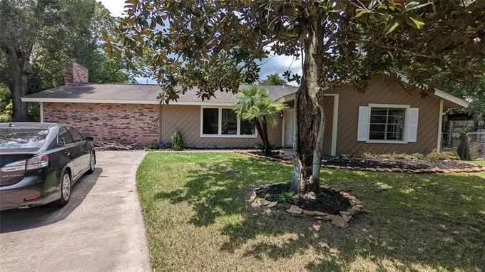 638 Crepe Myrtle Ave, Orange, TX 77630 for Sale