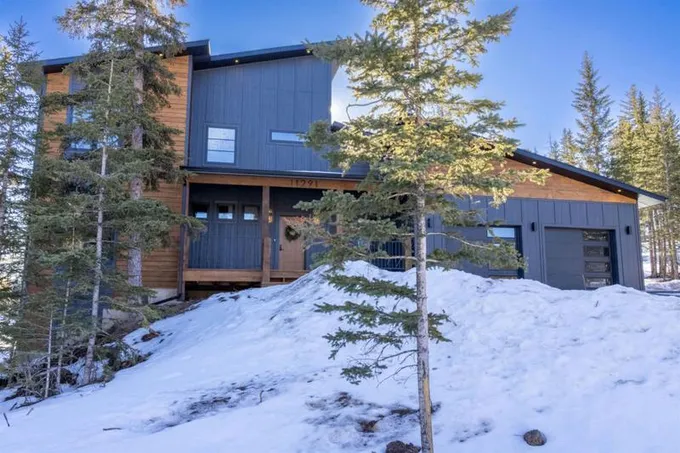 11291 SMOKEY STOKE COURT, Lead, SD 57754 Single Family Residence For Sale  MLS# 78979
