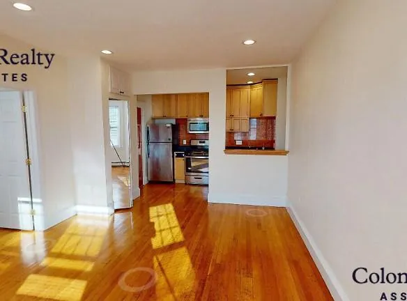 67 Babbird St unit 5D - Brookline, MA 02446 - Home For Rent
