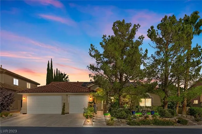 9624 Irvine Bay Court, Las Vegas, NV 89147 for Sale