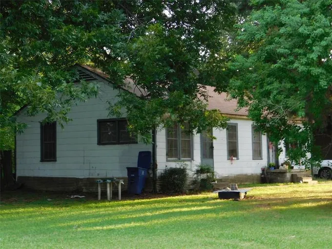 2719 Standard Oil Rd, Shreveport, LA 71108 for Sale