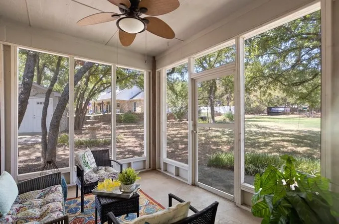 8700 Welham Ct, Granbury, TX 76049 - MLS 20500211 for Sale
