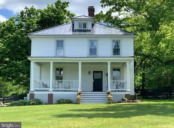 6335 Cottage Ln - The Plains, VA 20198 - Home For Rent