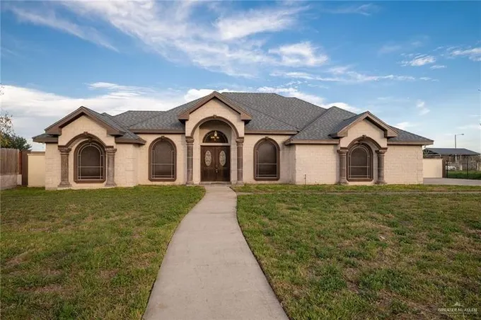 17610 W Campana Lane, Elsa, TX 78538 for Sale