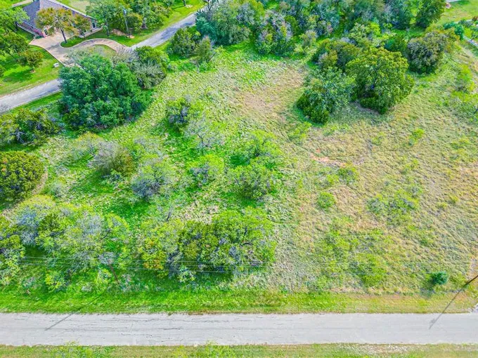 17064 Trailwood Drive, Whitney, TX 76692 for Sale