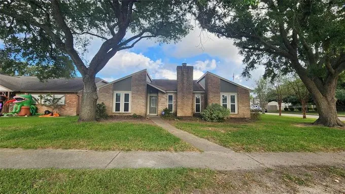 15139 TRESCH LN, Houston, TX 77598 Single Family Residence For Sale  MLS# 30384161