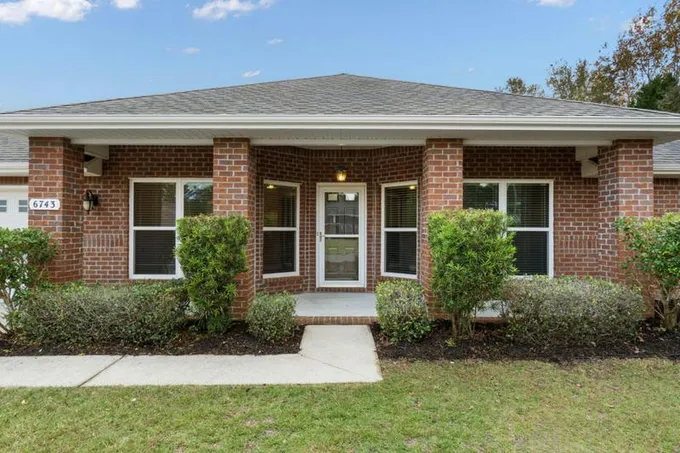 6743 HARTLAND ST, Navarre, FL 32566 Single Family Residence For Sale  MLS# 937184
