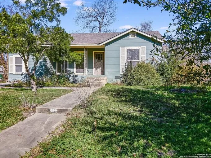 149 CHEVY CHASE DR, San Antonio, TX 78209-4242 for Sale