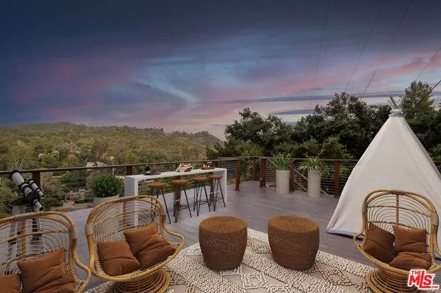 563 Canon View, Topanga CA 90290 for Sale