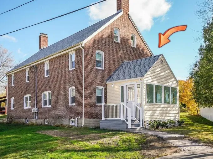 11 Cedar St #B, Newmarket, NH 03857 - MLS 4977227 for Sale