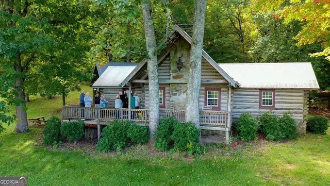 1575 LLOYD COVE RD, Scaly Mountain, NC 28775 Single Family Residence For Sale  MLS# 20159694