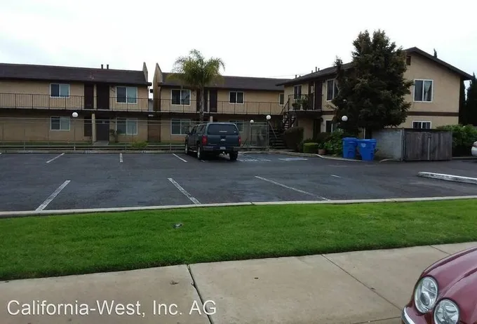 2146 VISTA STREET  2136 2162 Vista for Sale