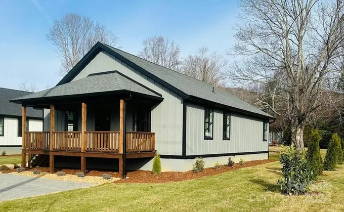 215 FLAT CREEK RD, Black Mountain, NC 28711 Single Family Residence For Sale  MLS# 4093208
