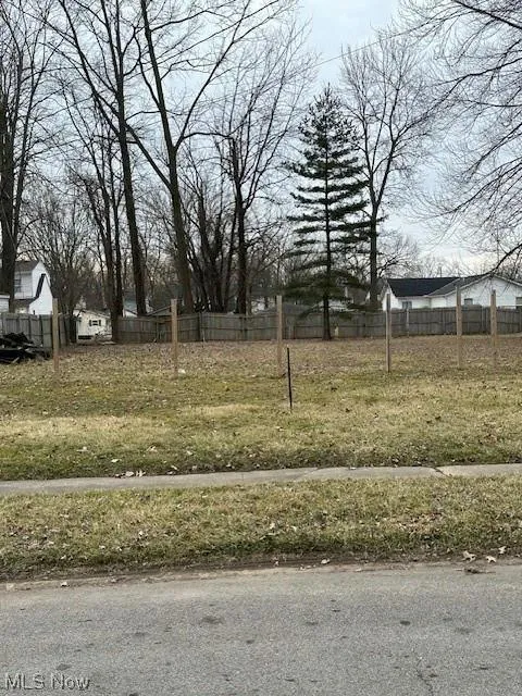 11 PARMELY, Elyria, OH 44035 Single Family Residence For Sale  MLS# 5017574